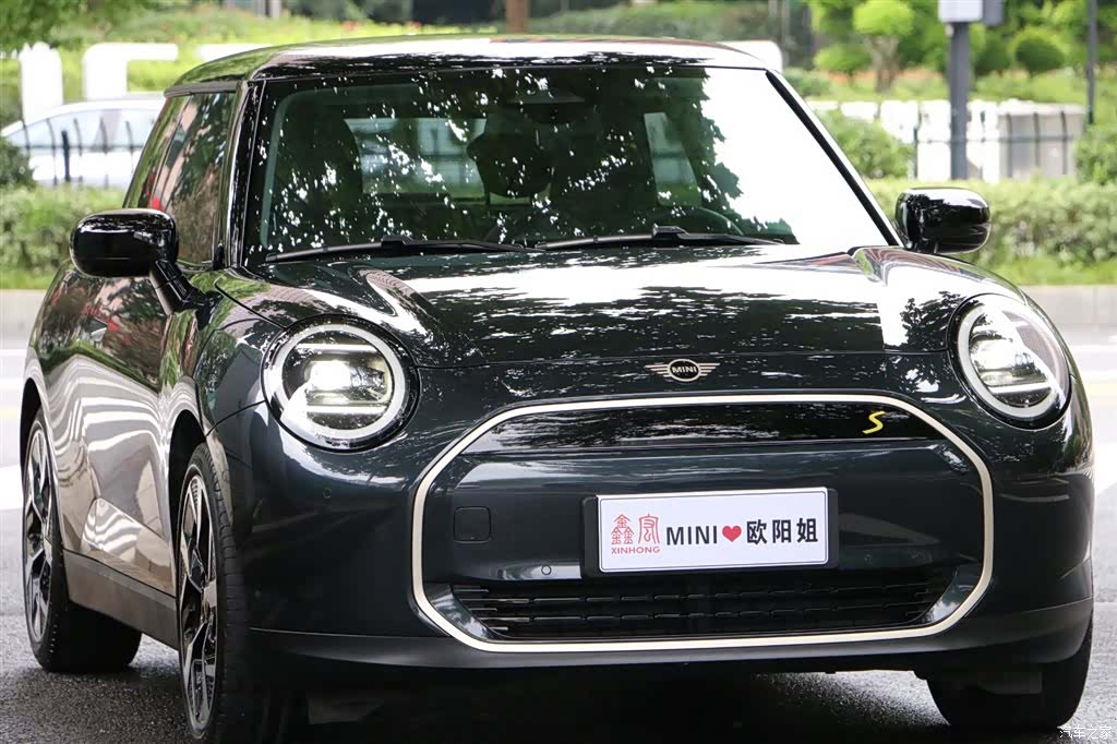 Mini Cooper, 2025 3