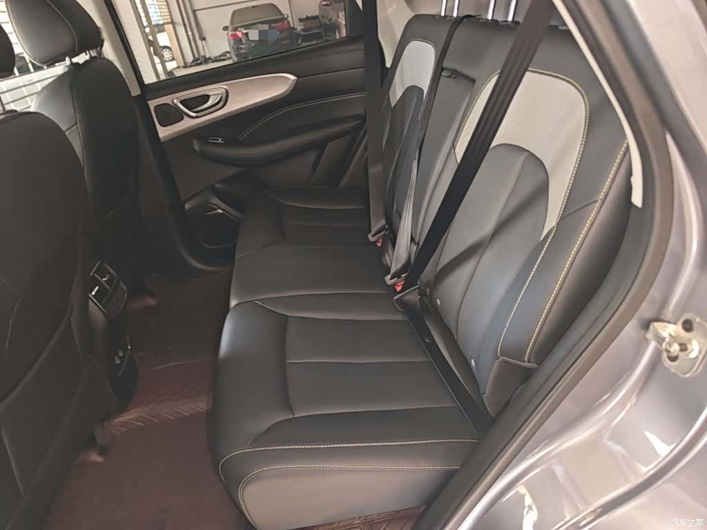 Roewe RX5, 2020 17