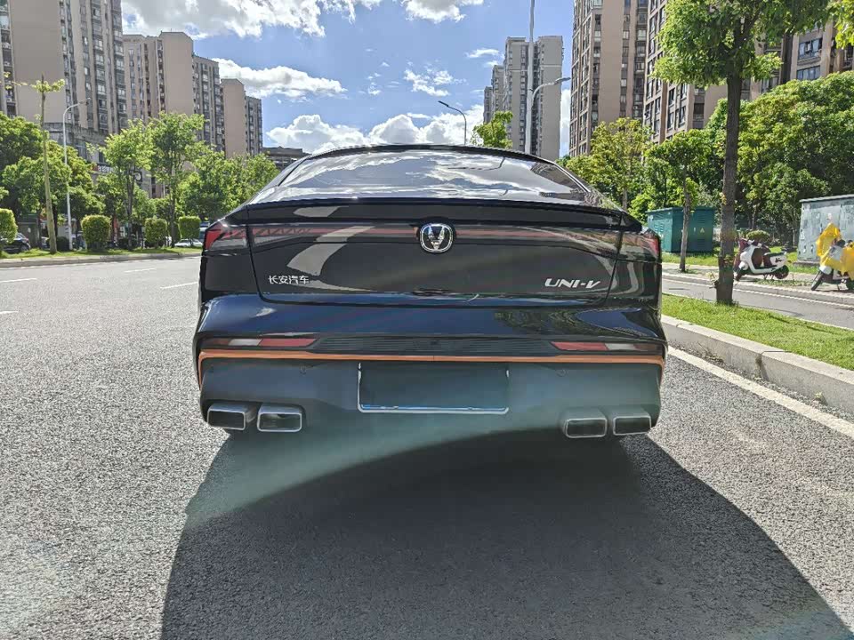 Changan UNI-V