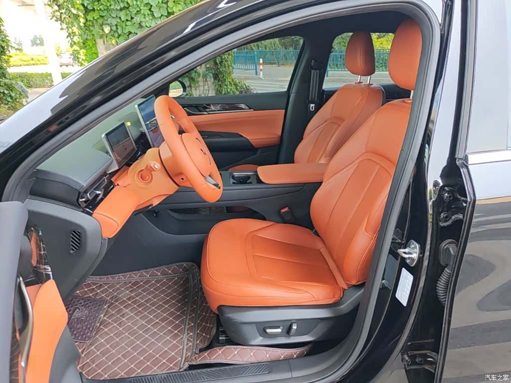 Wuling Starlight, 2025 15