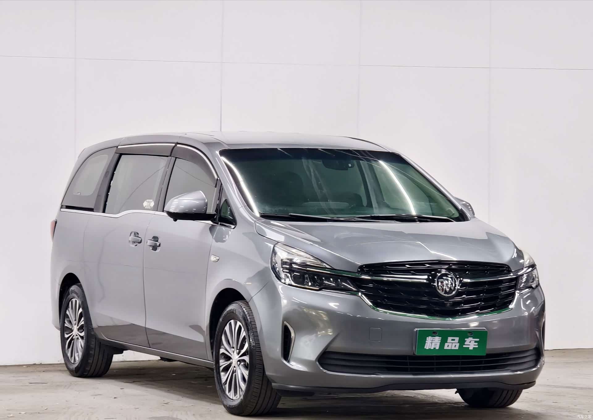 Buick GL8, 2020 3