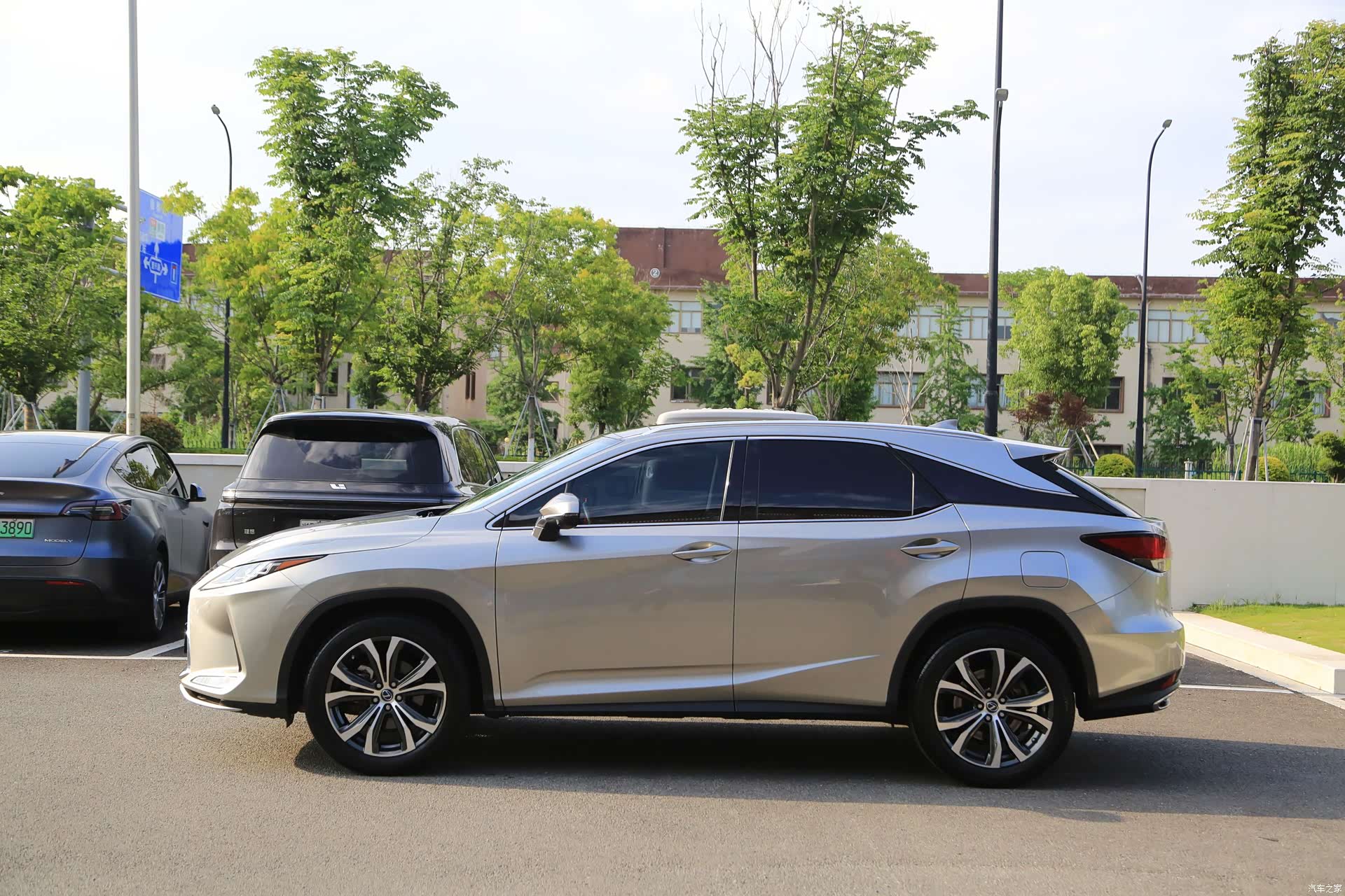 Lexus RX, 2019 18