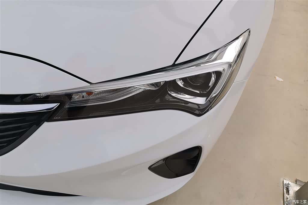 Buick Verano, 2022 все фото