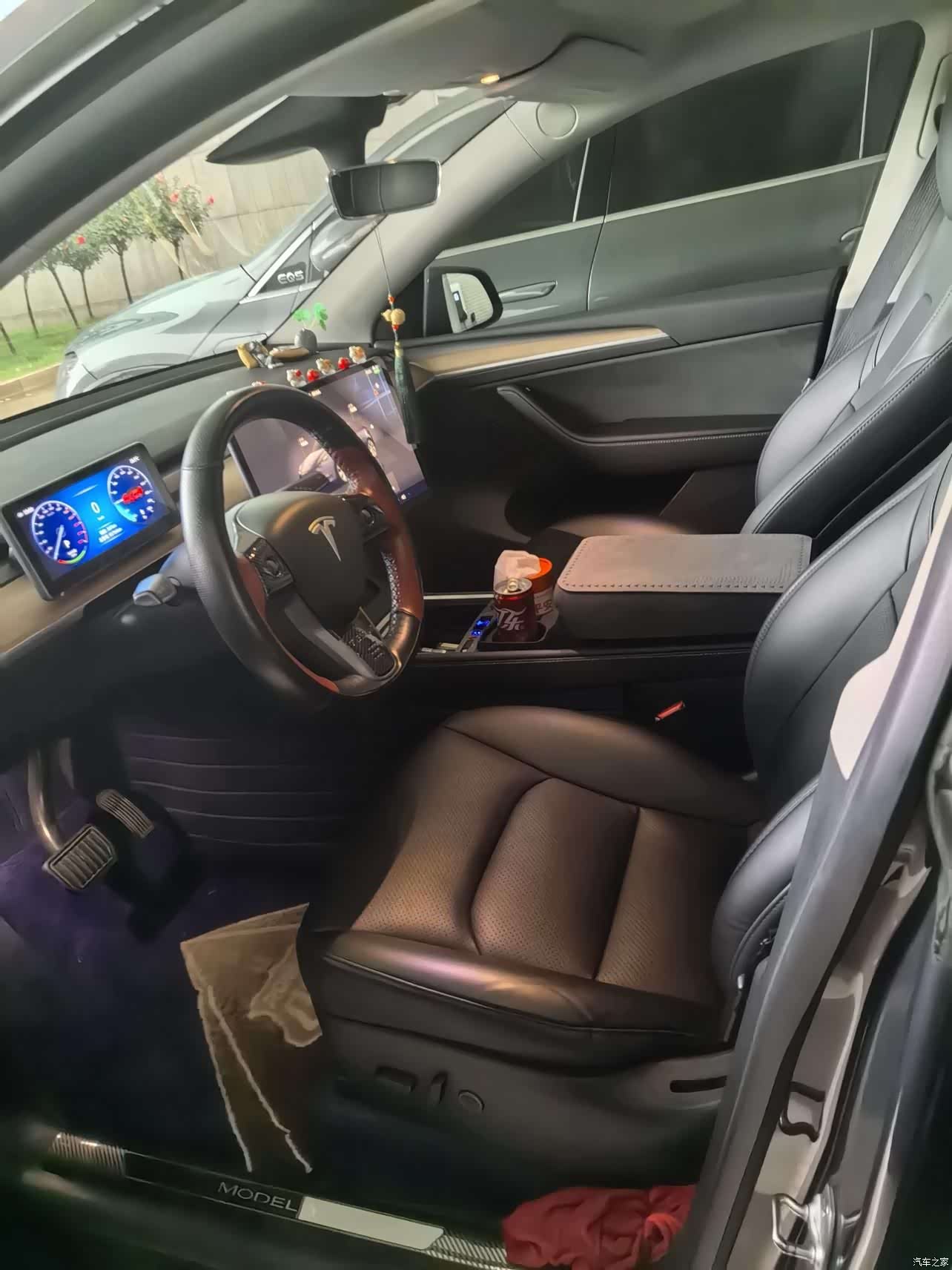 Tesla Model Y, 2022 7