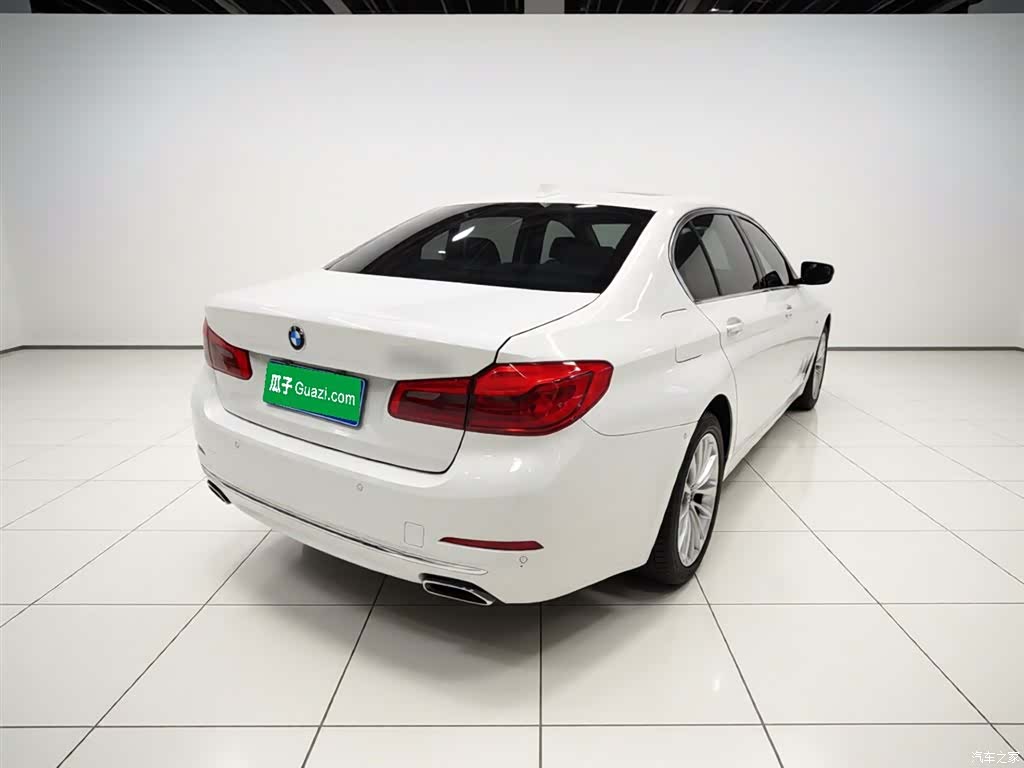 BMW 5 Series, 2018 12