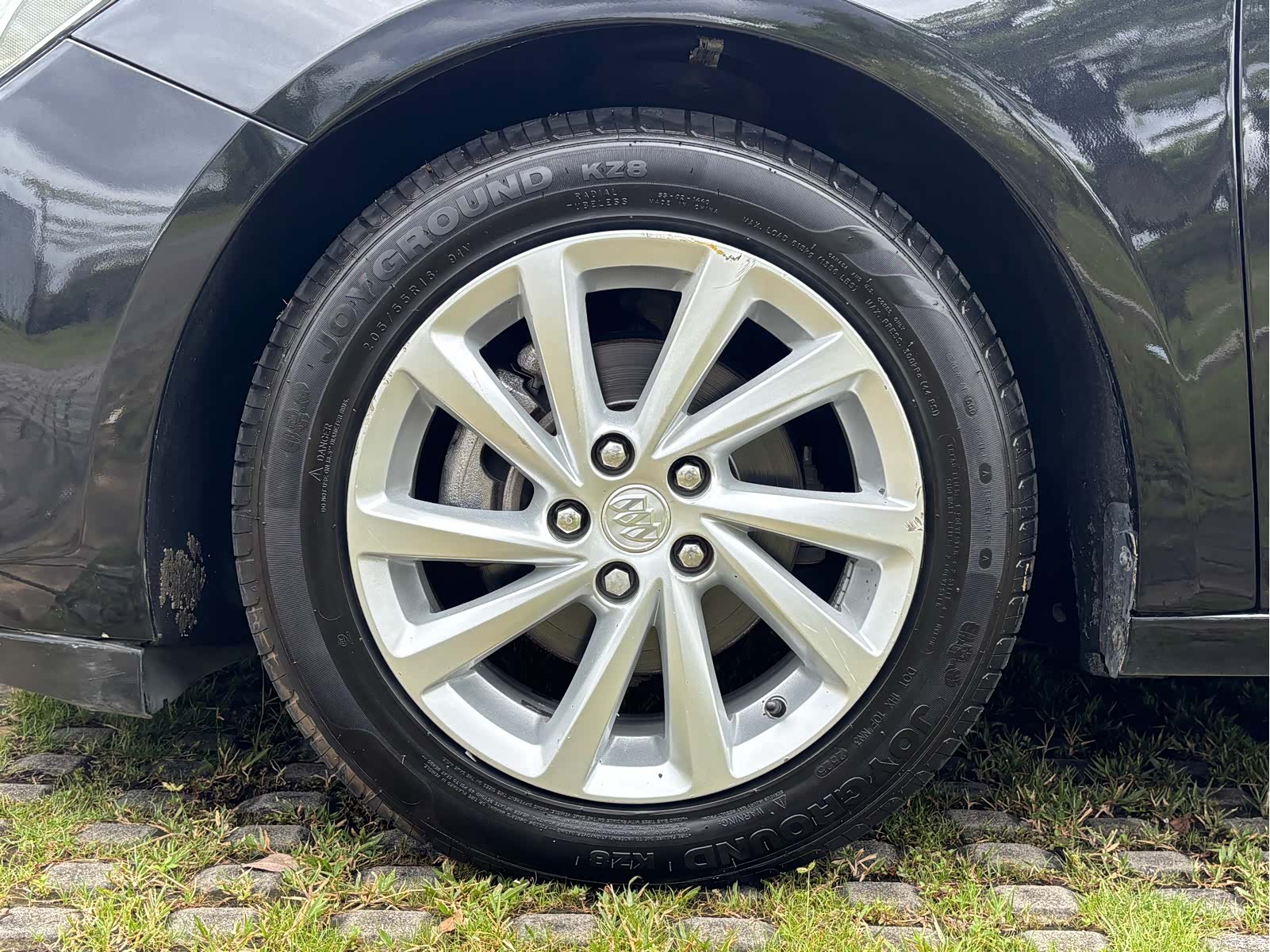 Buick Verano, 2017 11