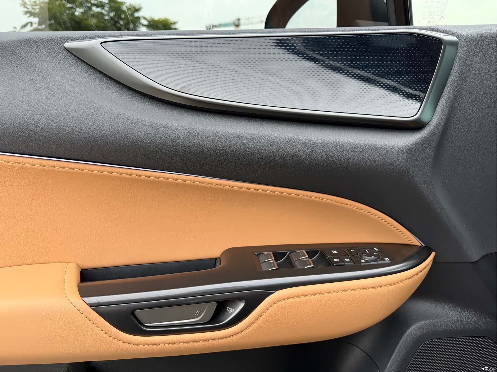 Lexus NX, 2022 9