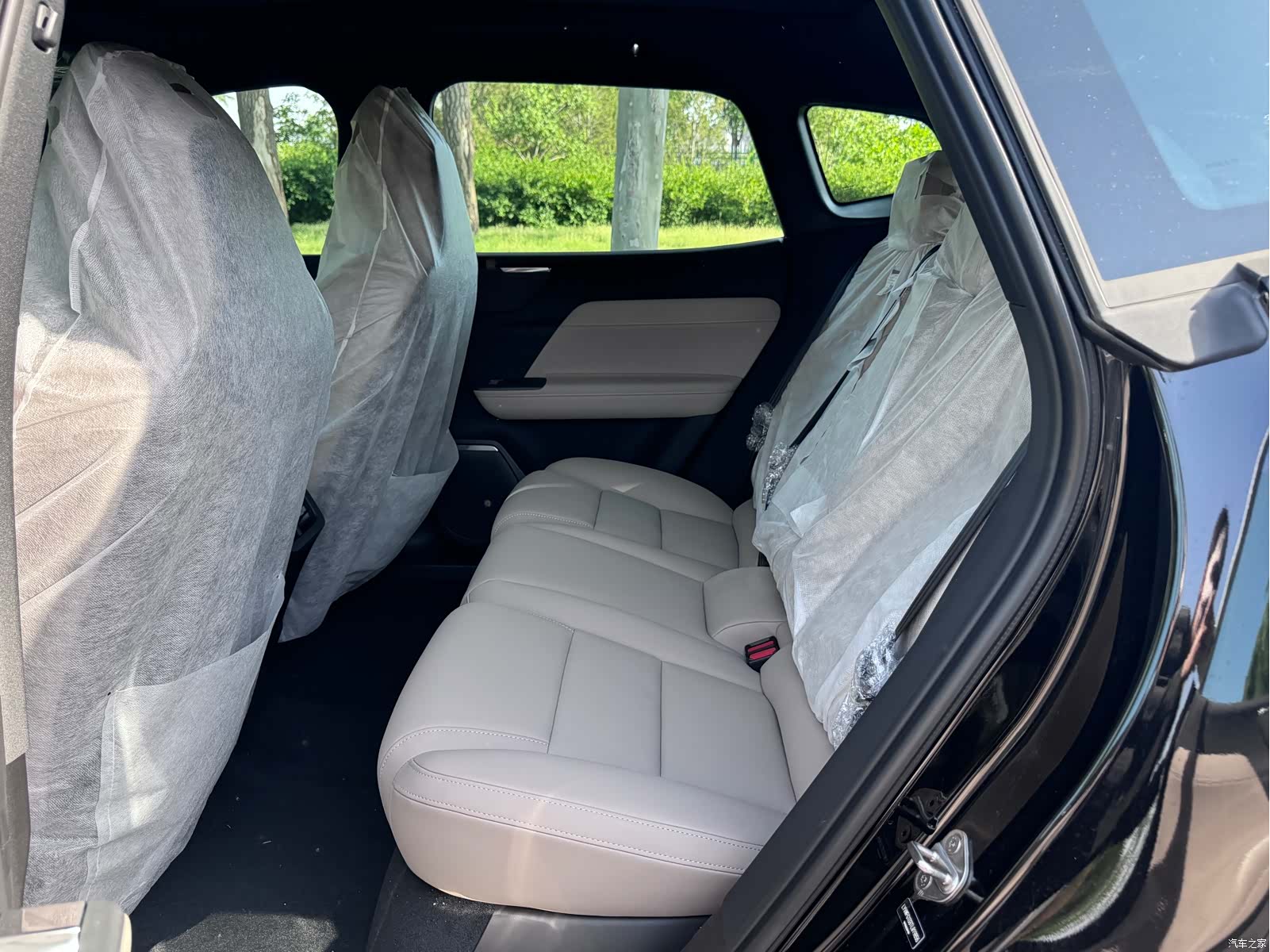 Volvo XC70, 2026 11