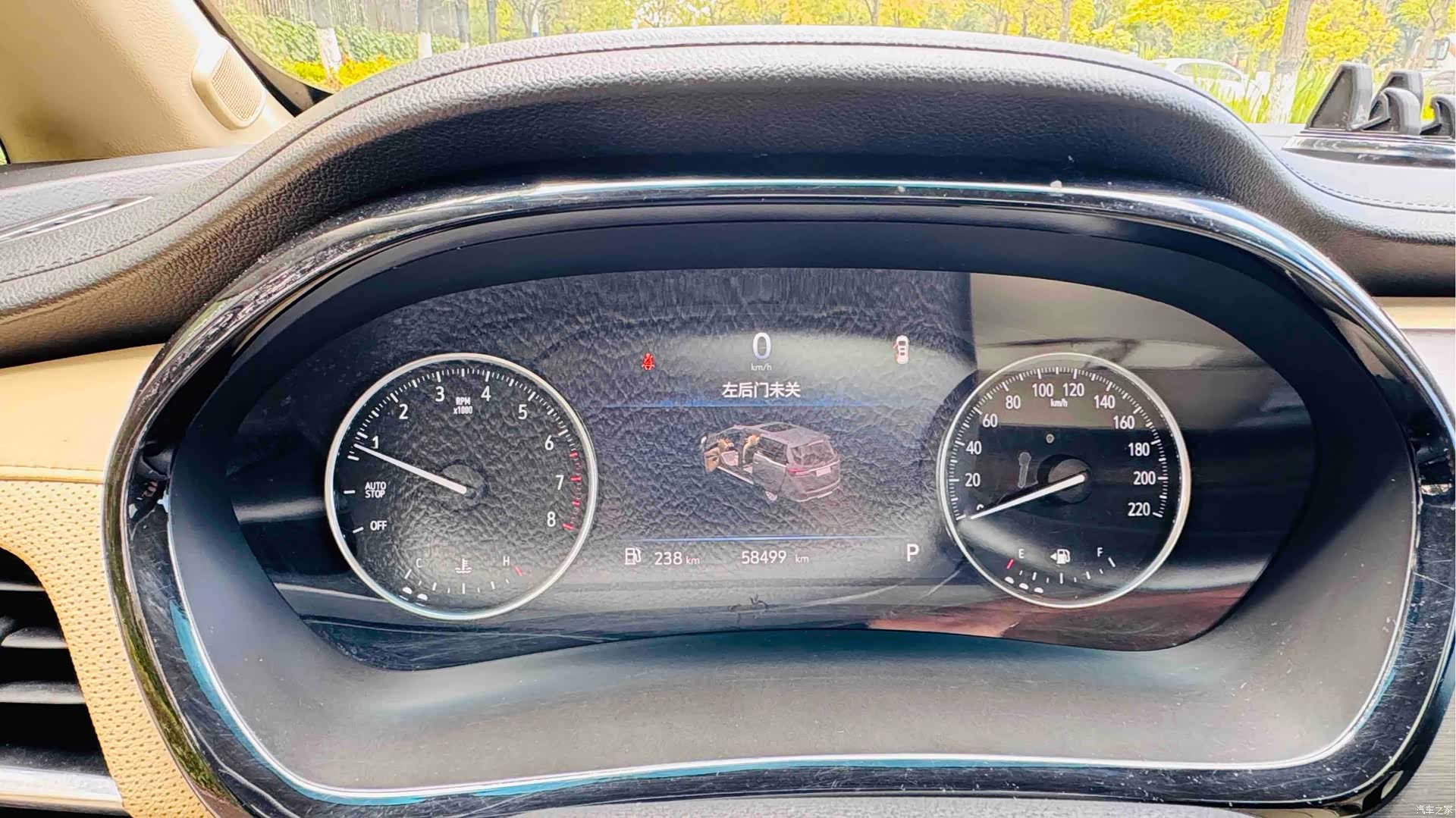 Buick GL8, 2023 11