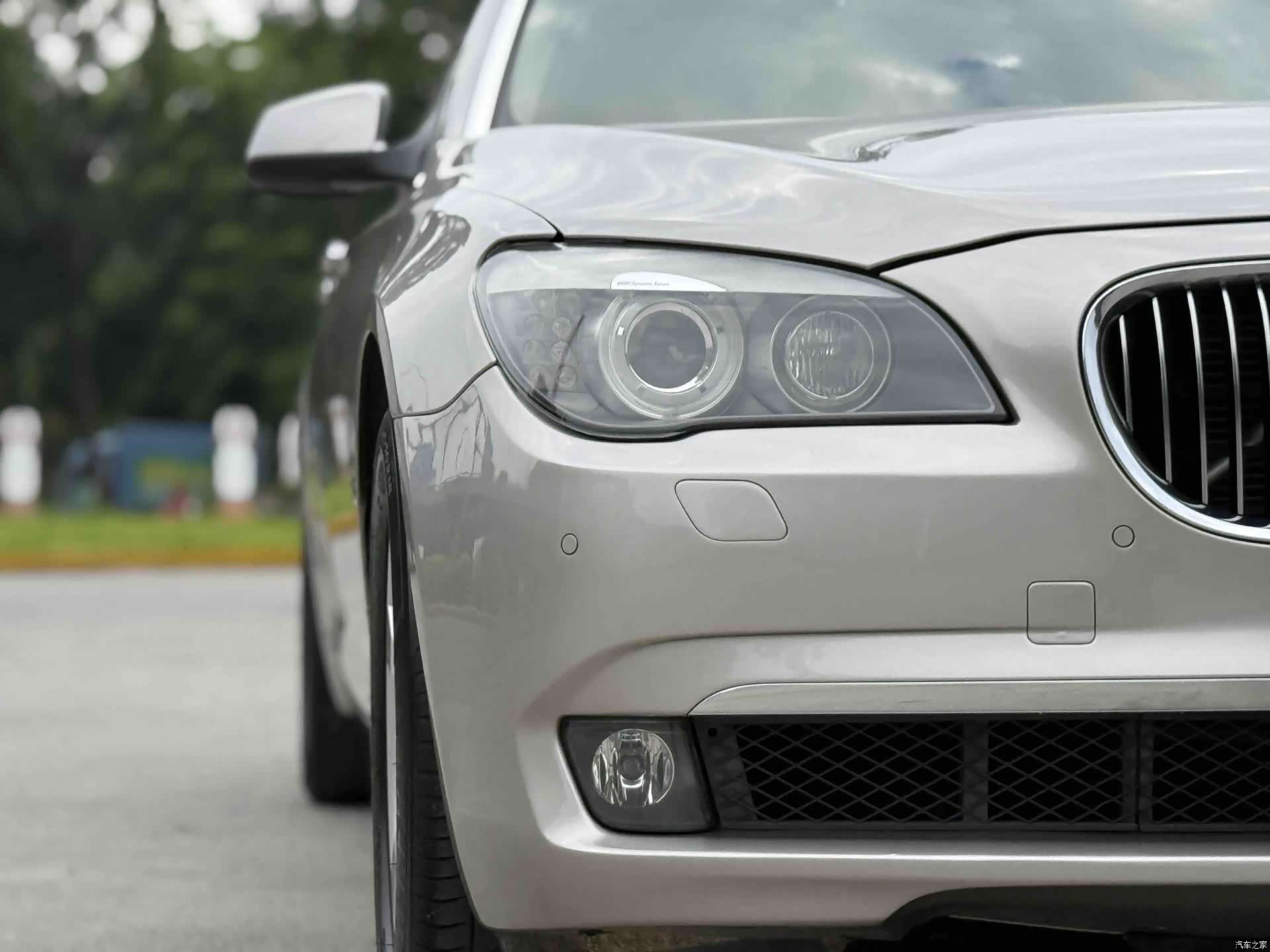 BMW 7 Series, 2011 3