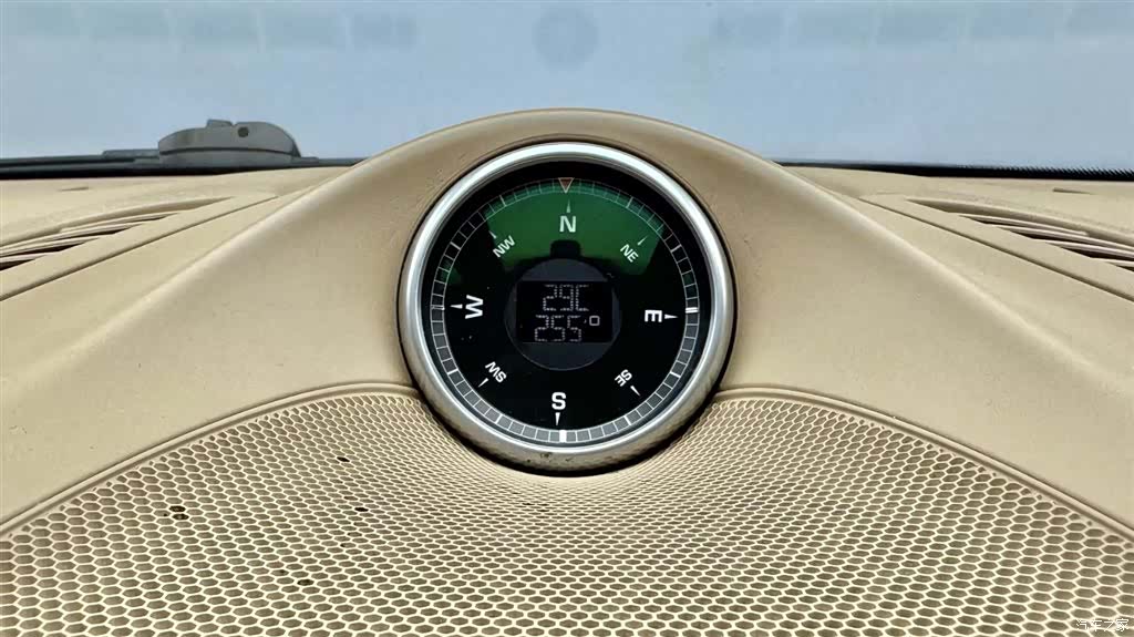 Porsche Cayenne, 2012 9