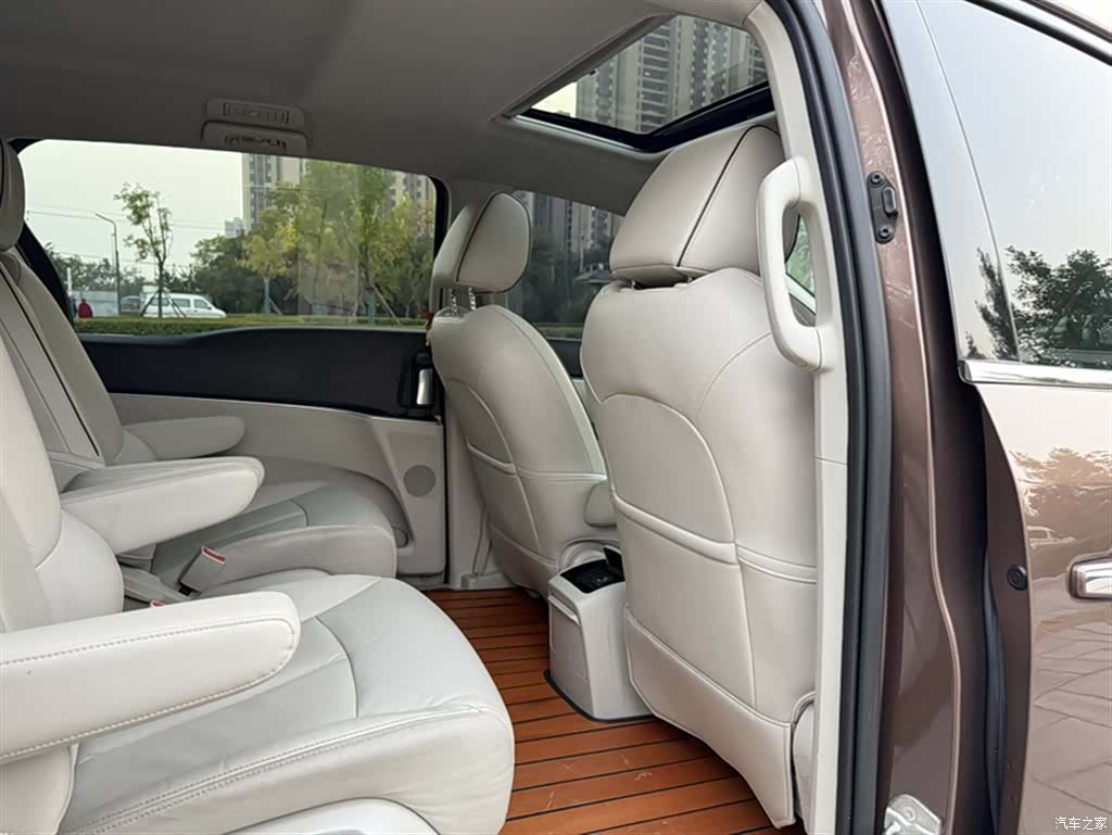 Buick GL8, 2021 19