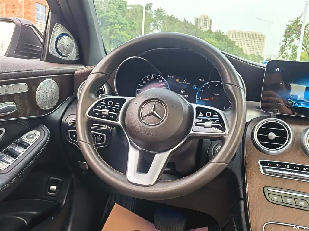 Mercedes-Benz GLC, 2020 13