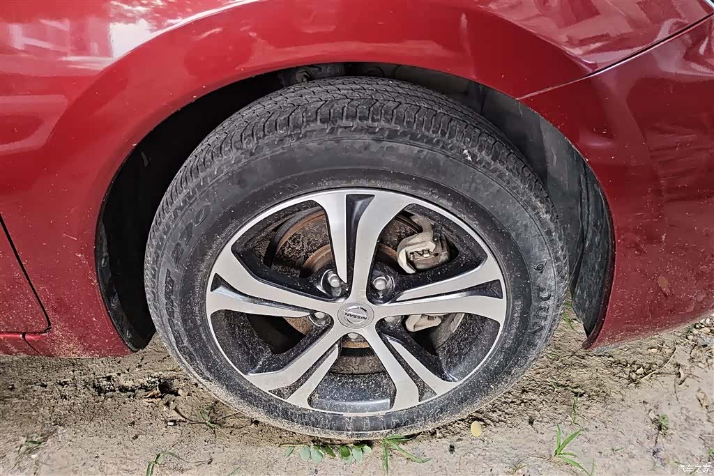 Nissan Tiida, 2017 6