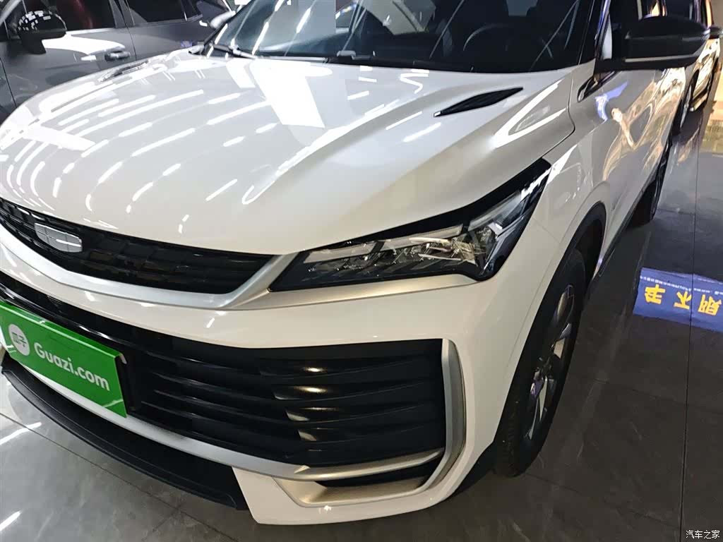 Geely Coolray, 2025 24
