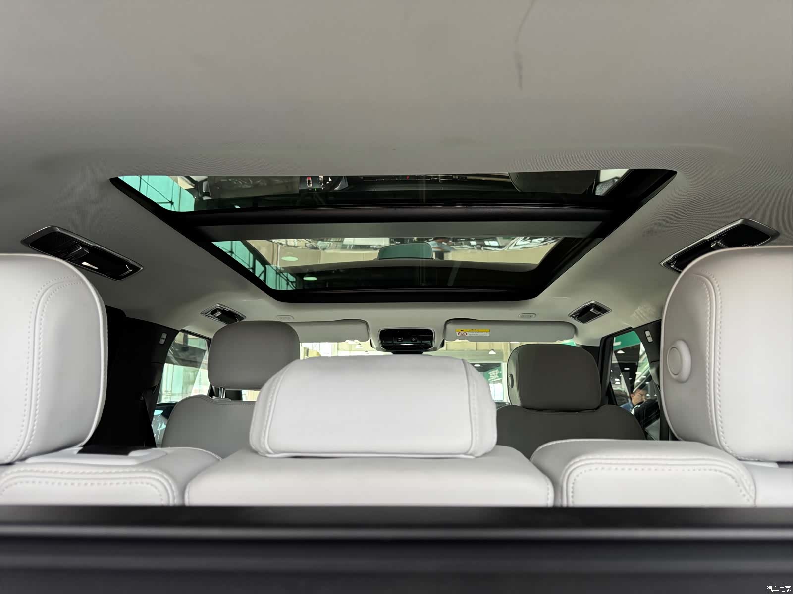 Land Rover Range Rover, 2024 15