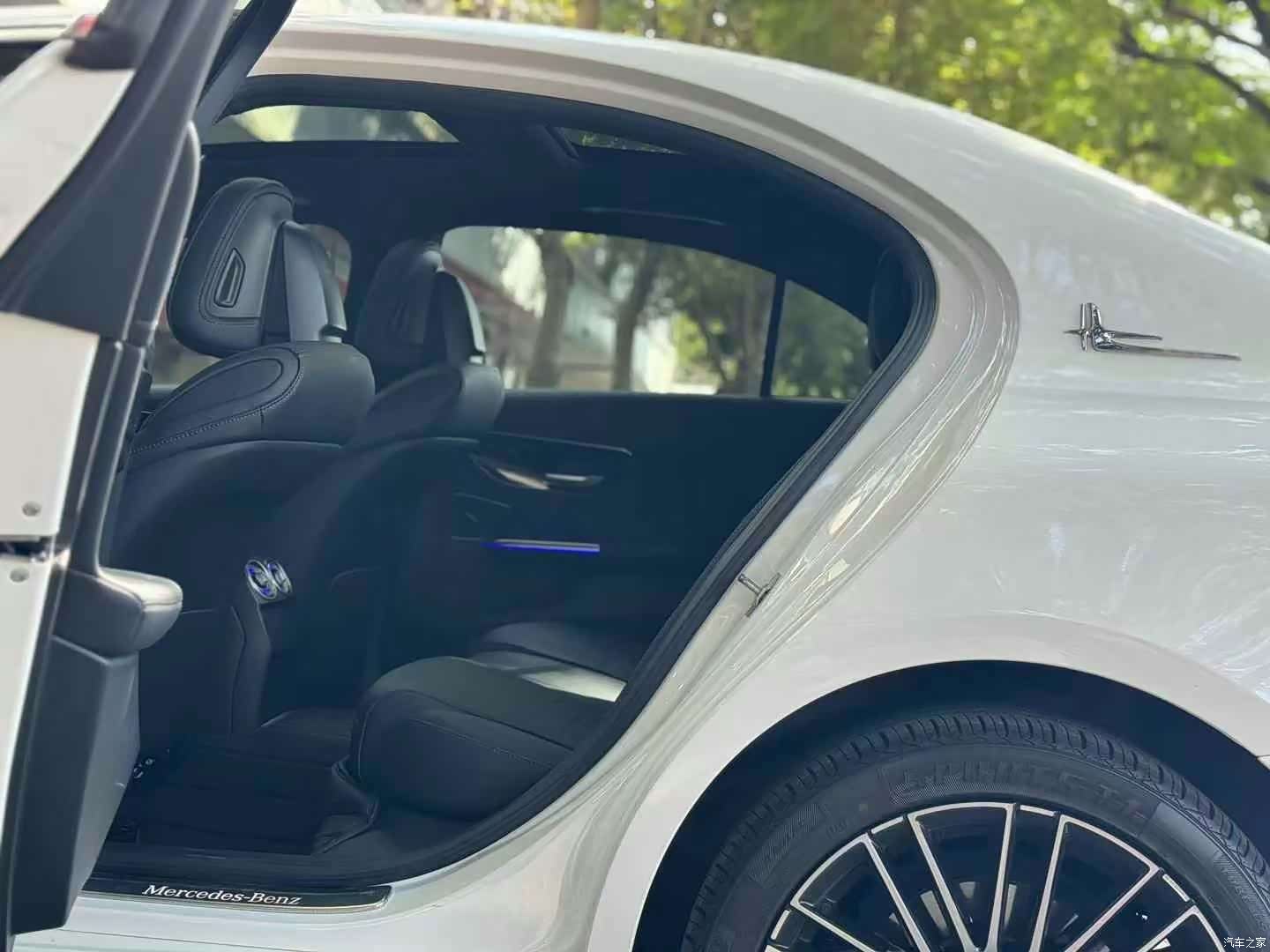 Mercedes-Benz C-Class, 2023 9