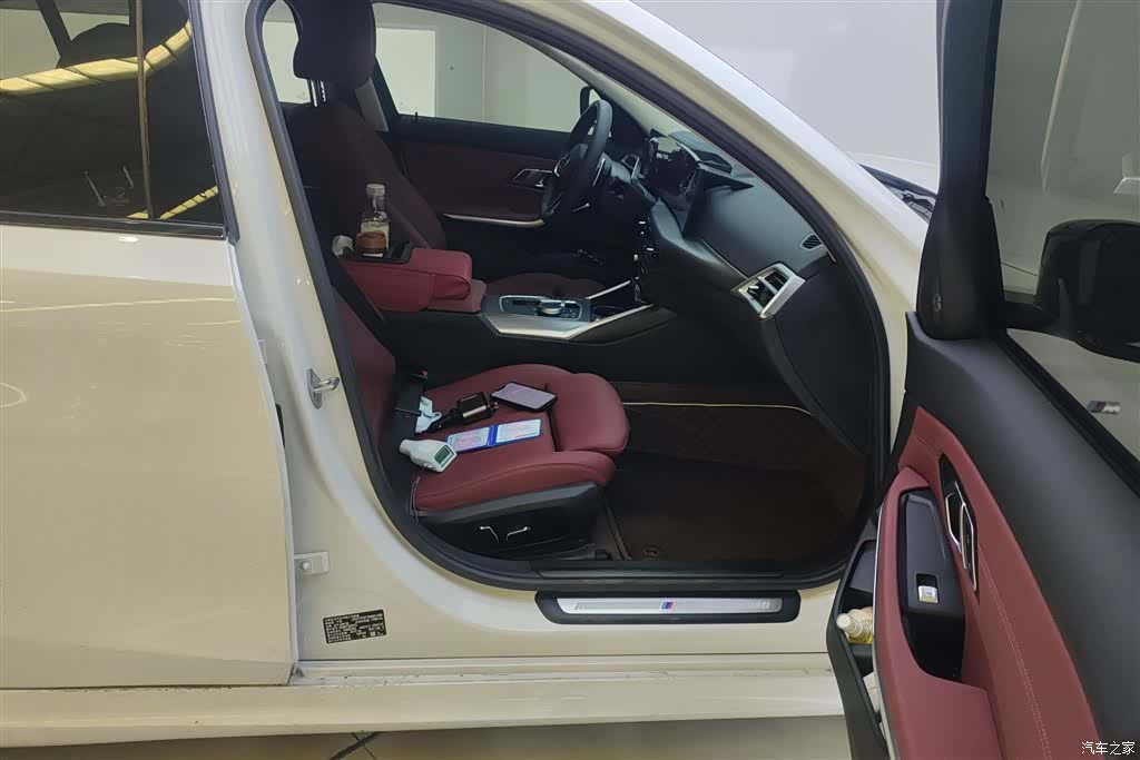 BMW 3 Series, 2025 8