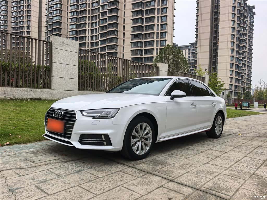 Audi A4L, 2019 1