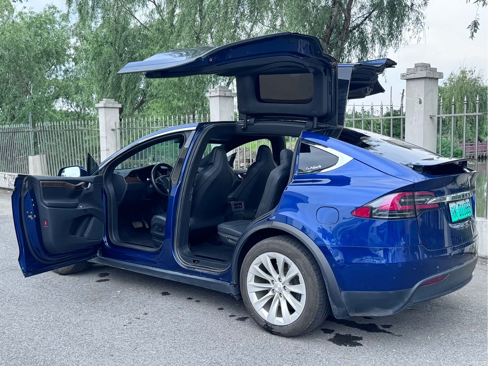 Tesla Model X, 2019 16