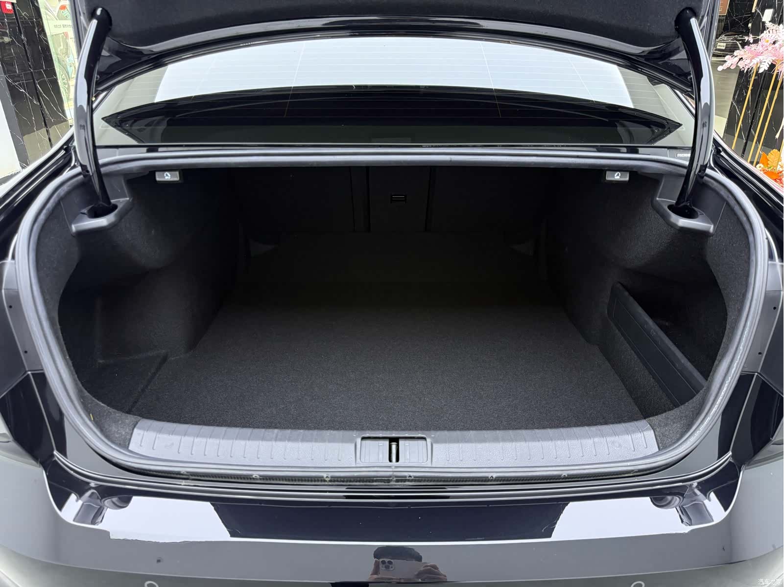Volkswagen Magotan, 2022 15