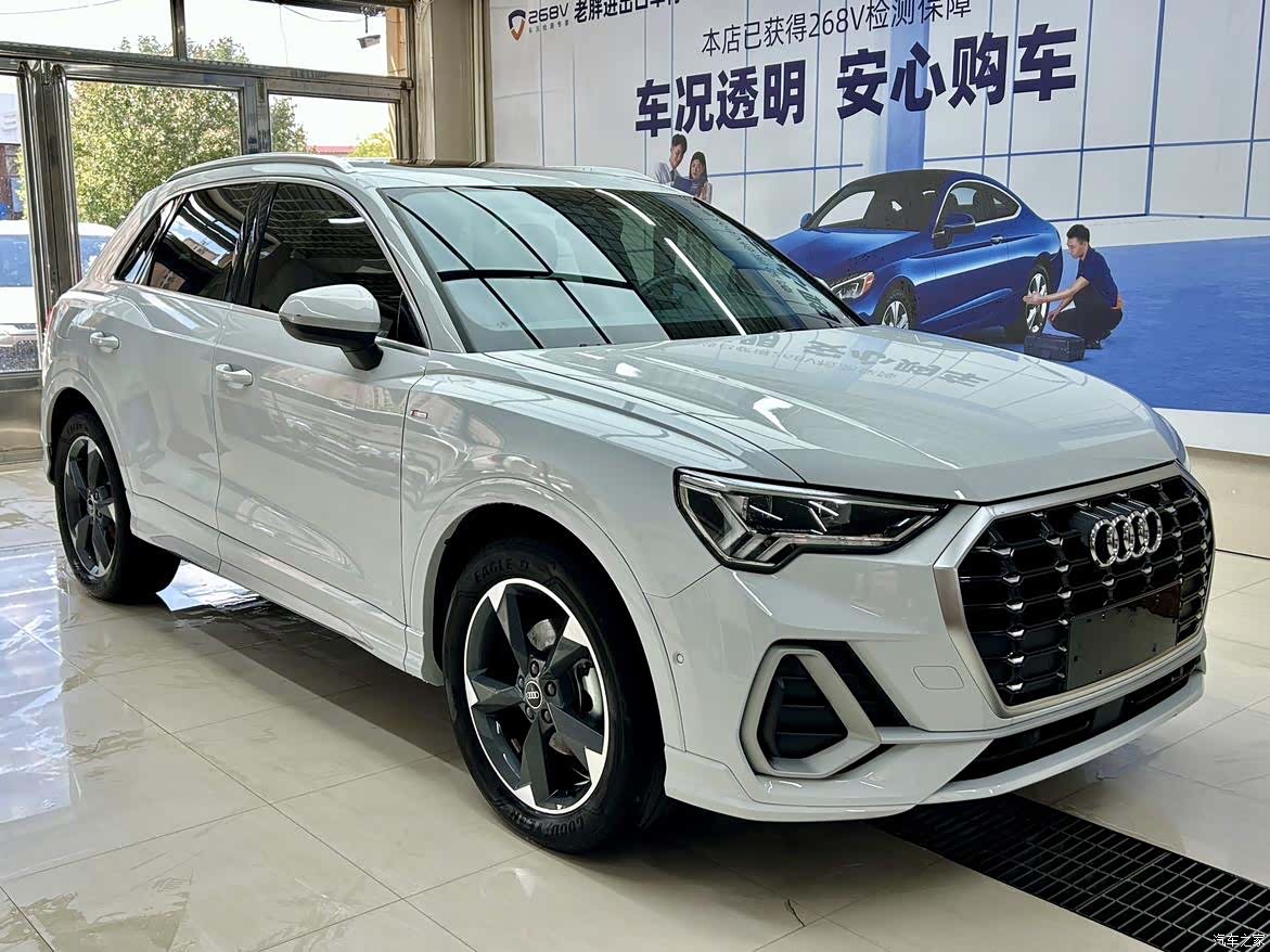 Audi Q3, 2023 3