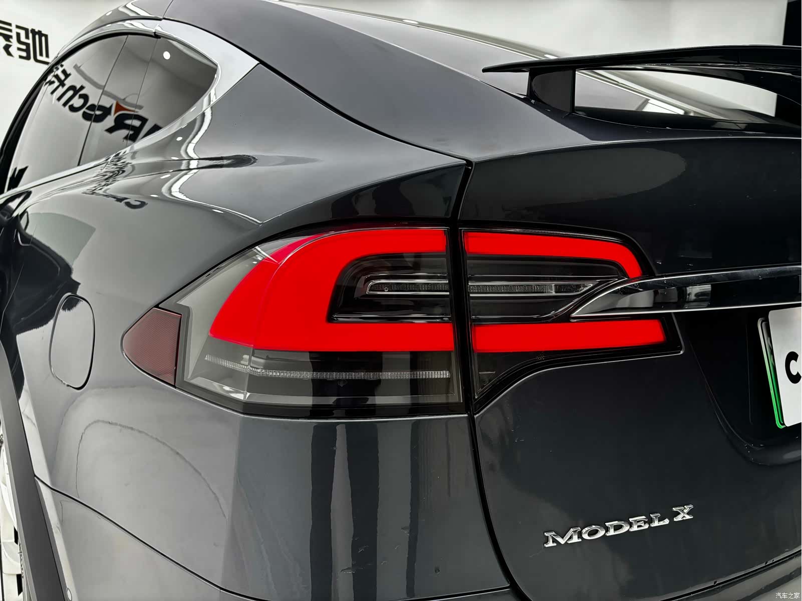 Tesla Model X, 2018 14