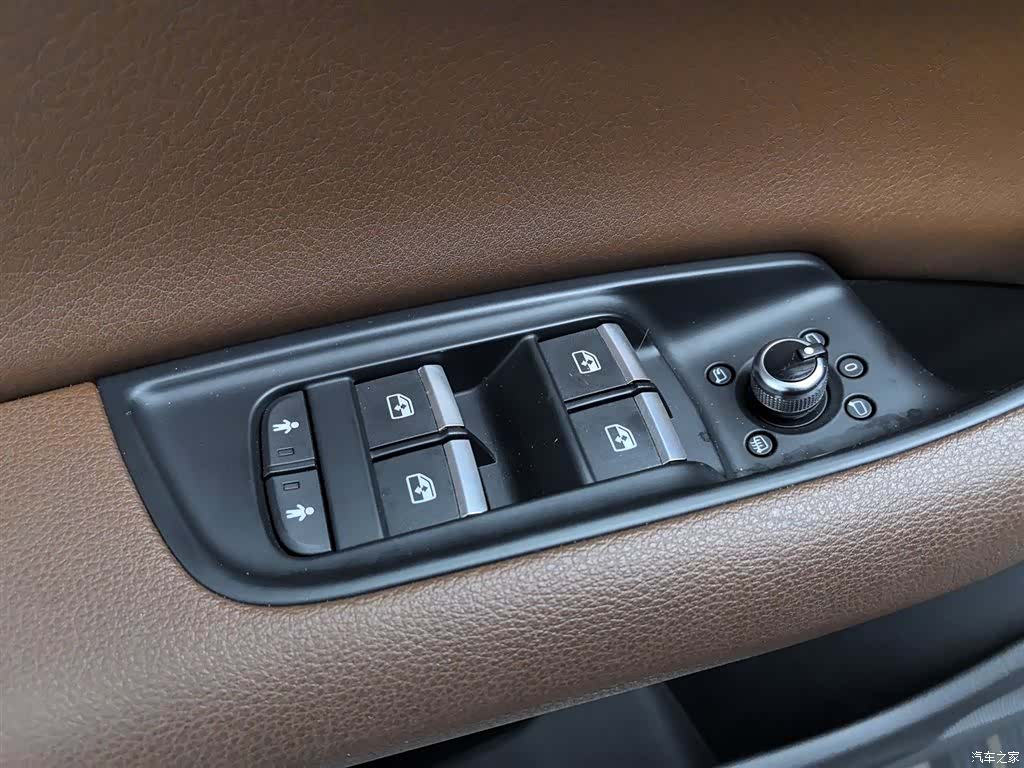 Audi Q7, 2016 9