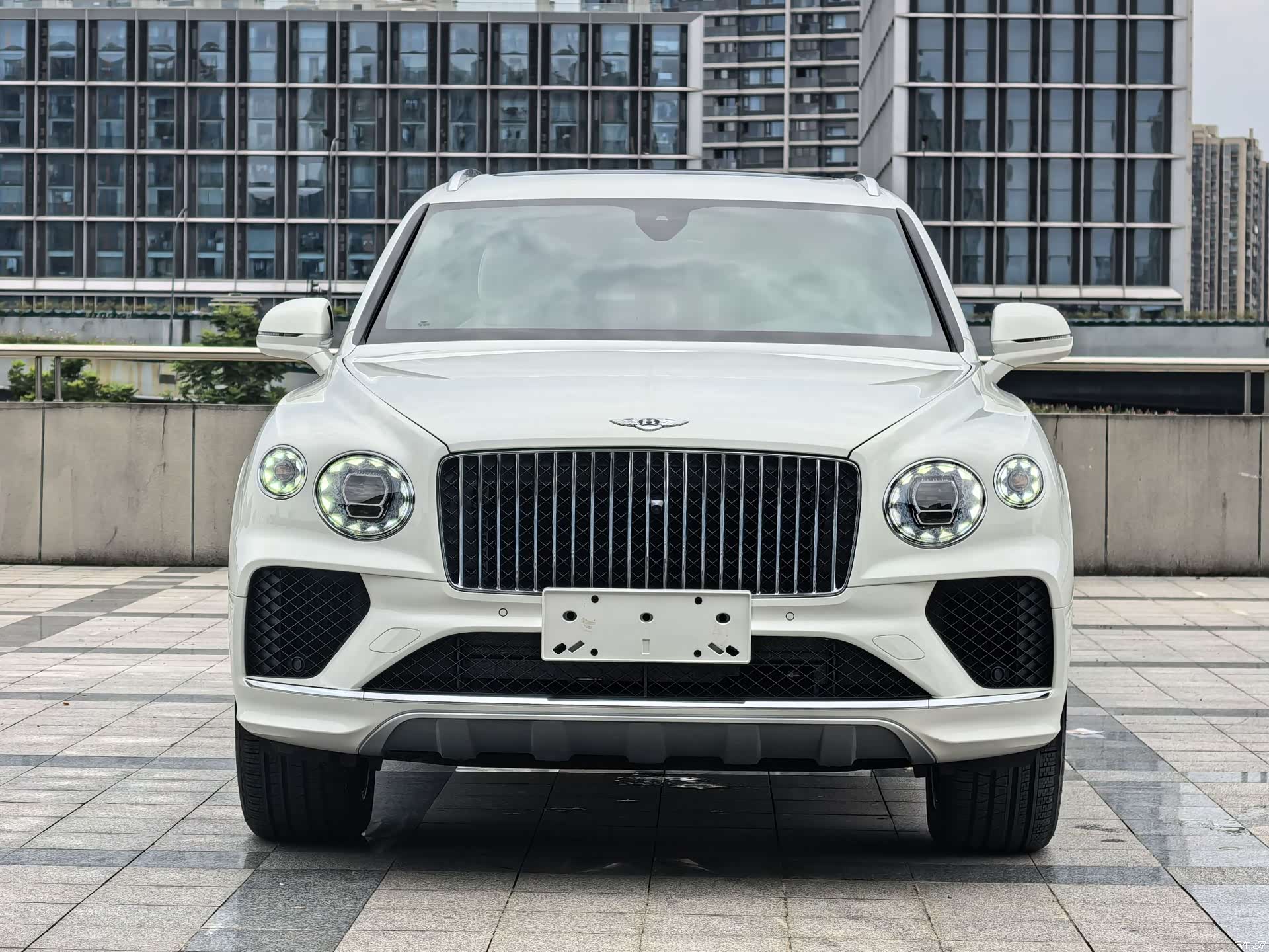 Bentley Bentayga, 2024 2
