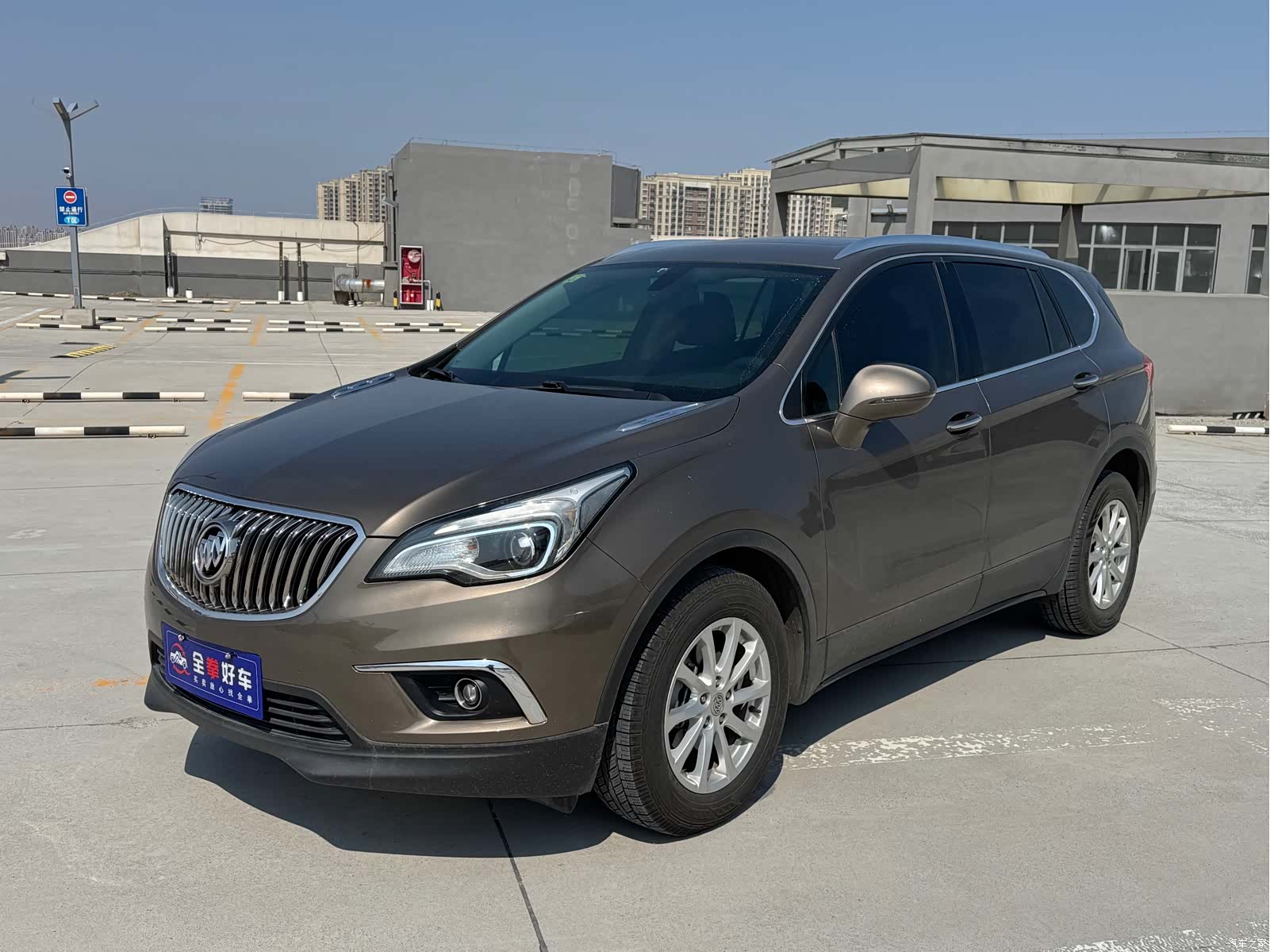 Buick Envision Plus, 2018 1