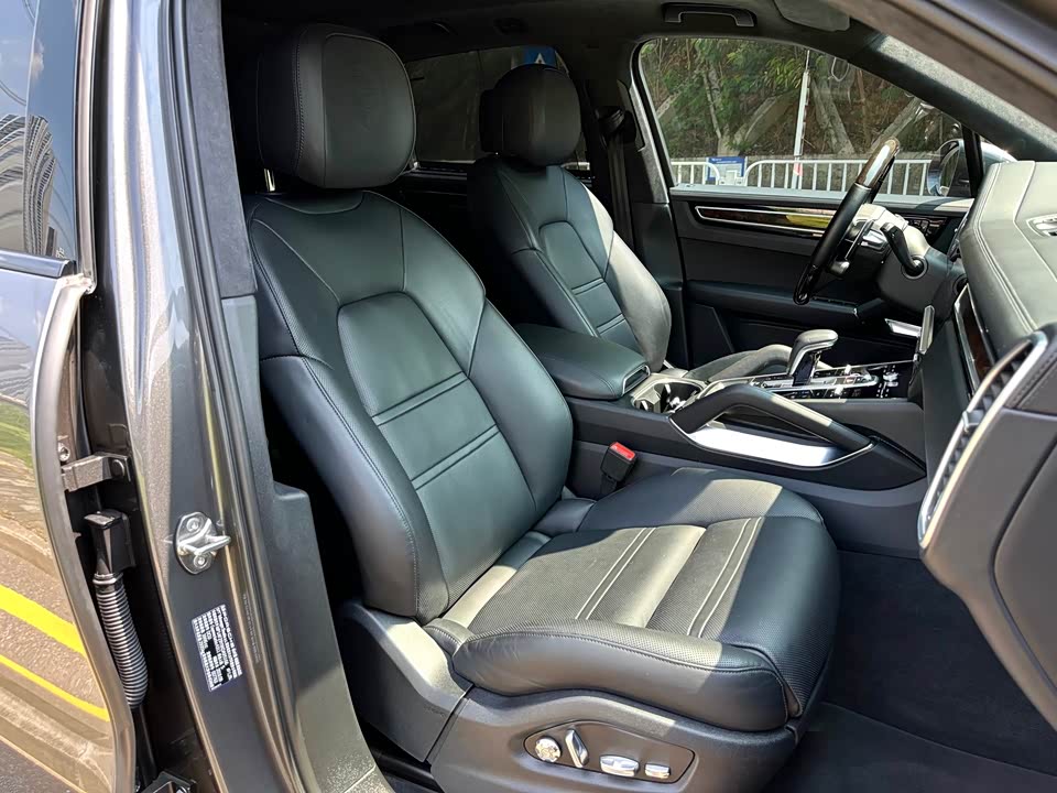 Porsche Cayenne Porsche Cayenne