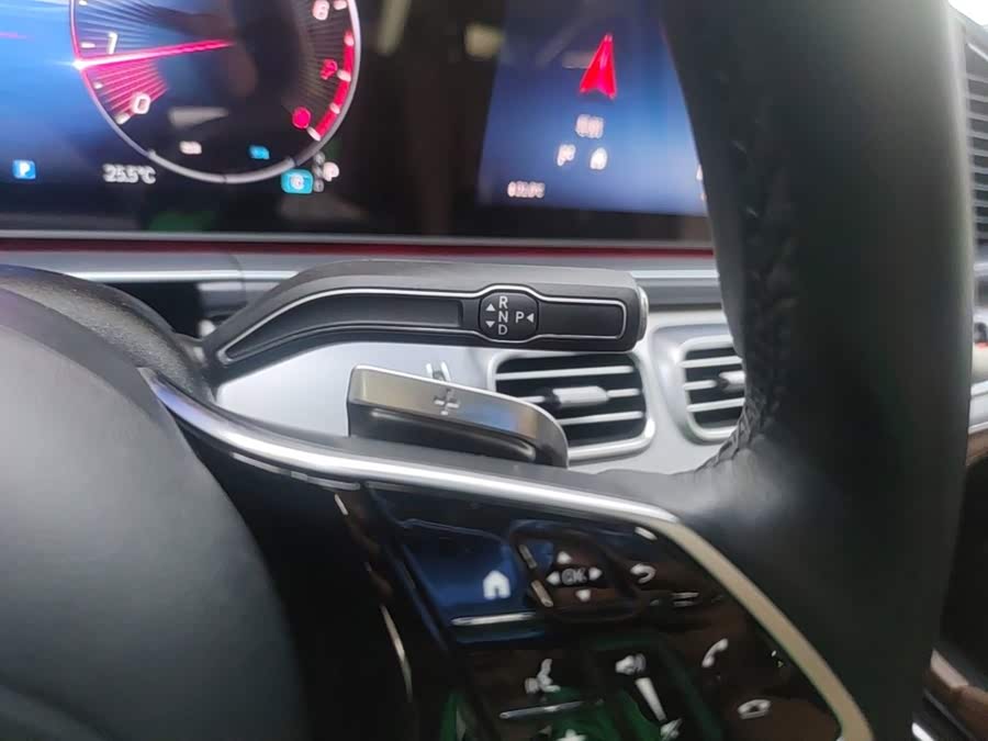 Mercedes-Benz GLE 2024, фото 14