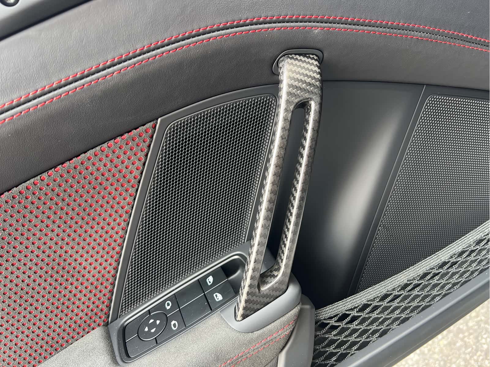 Porsche 911, 2025 4