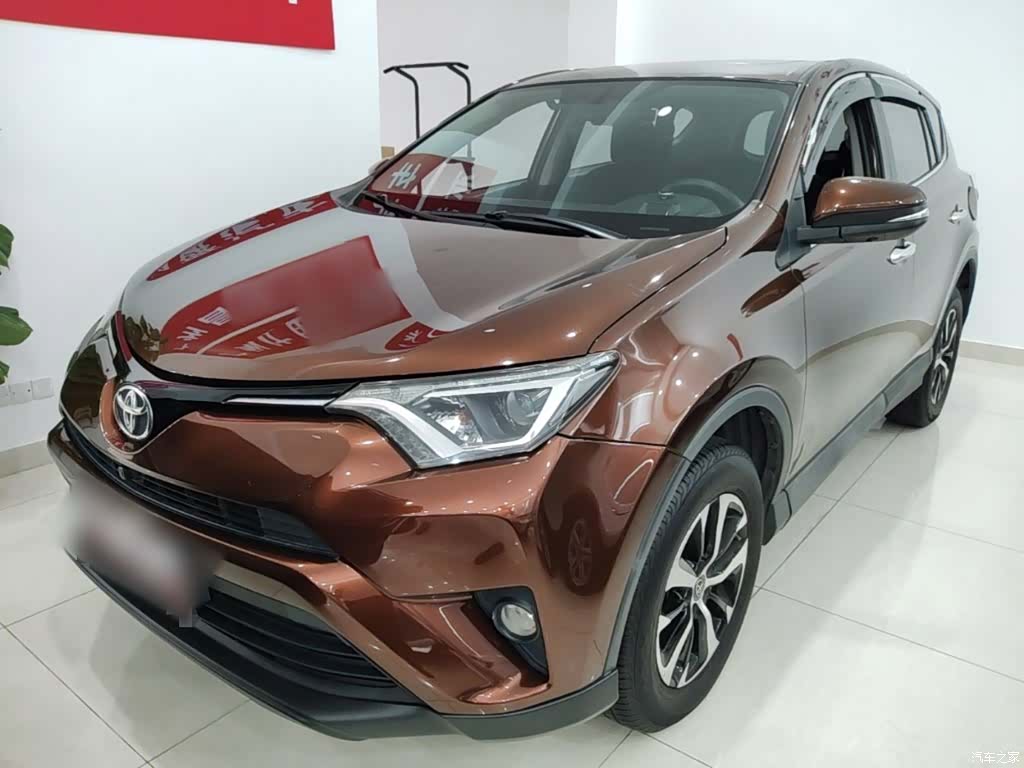 Toyota RAV4, 2017 2