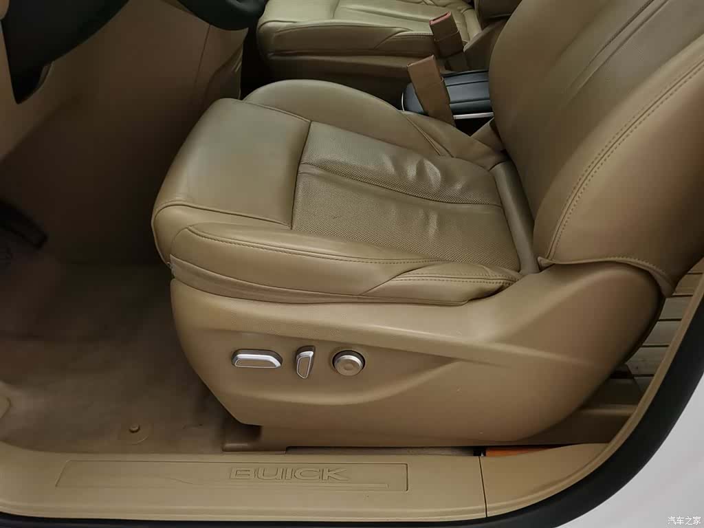 Buick GL8, 2020 20