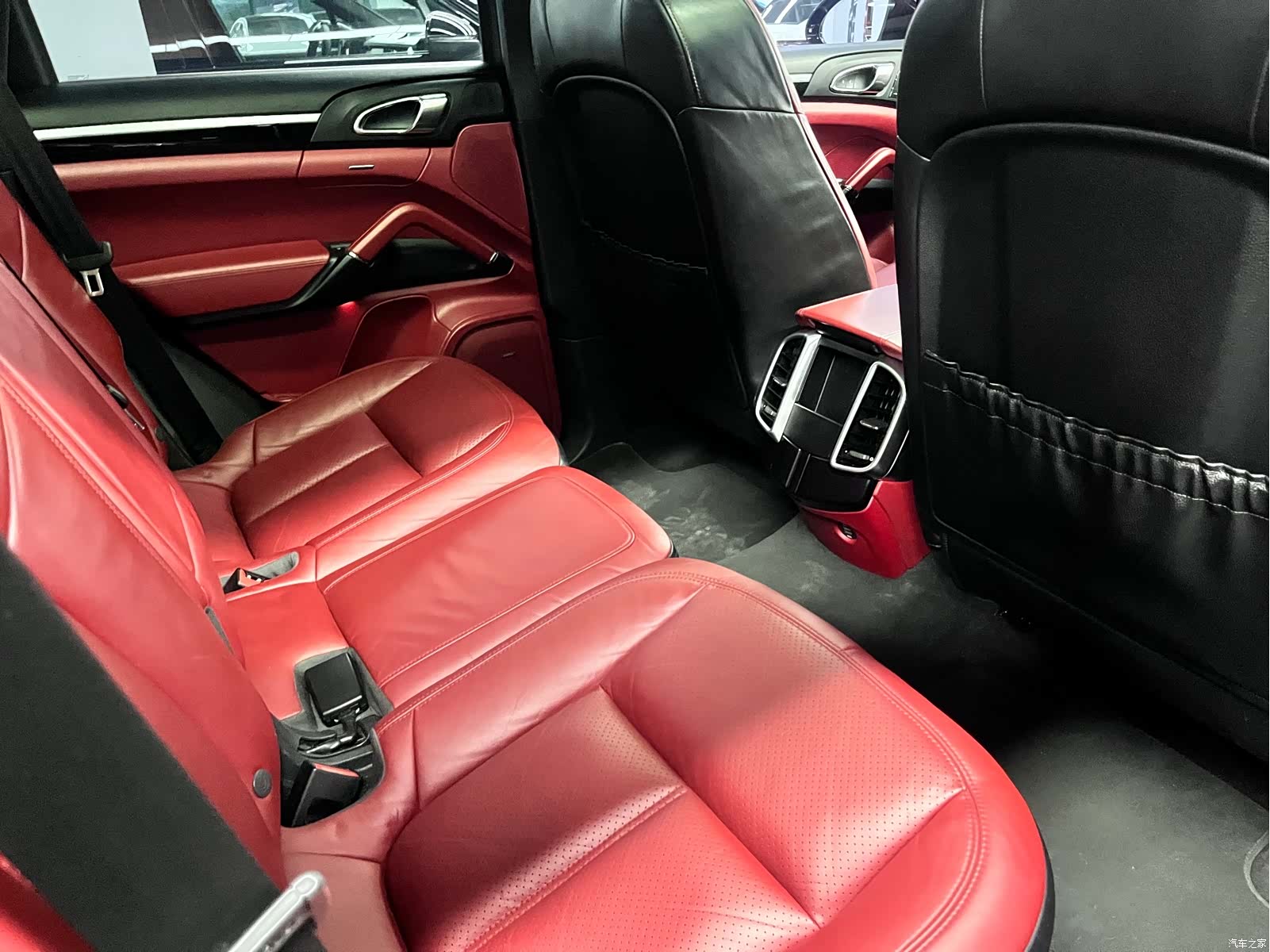 Porsche Cayenne, 2016 14