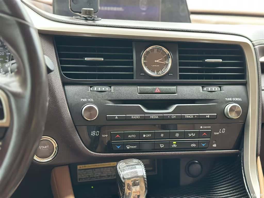 Lexus RX, 2017 18