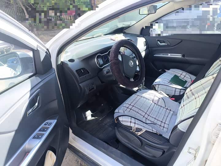 Aeolus AX3 2016 1.5L АКПП zun ku xing