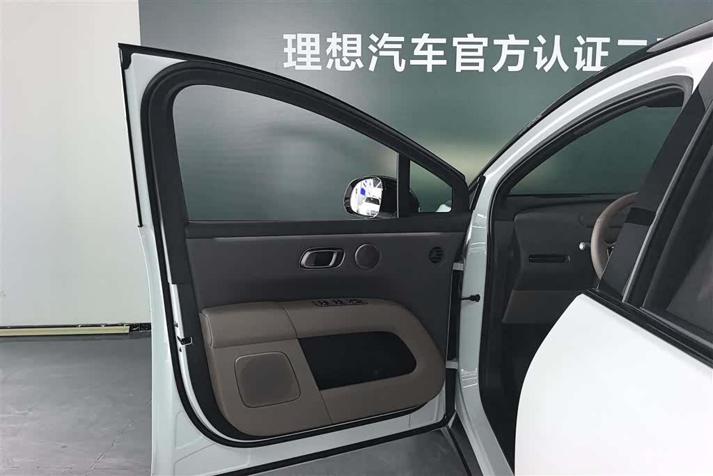Li Auto i6, 2026 7