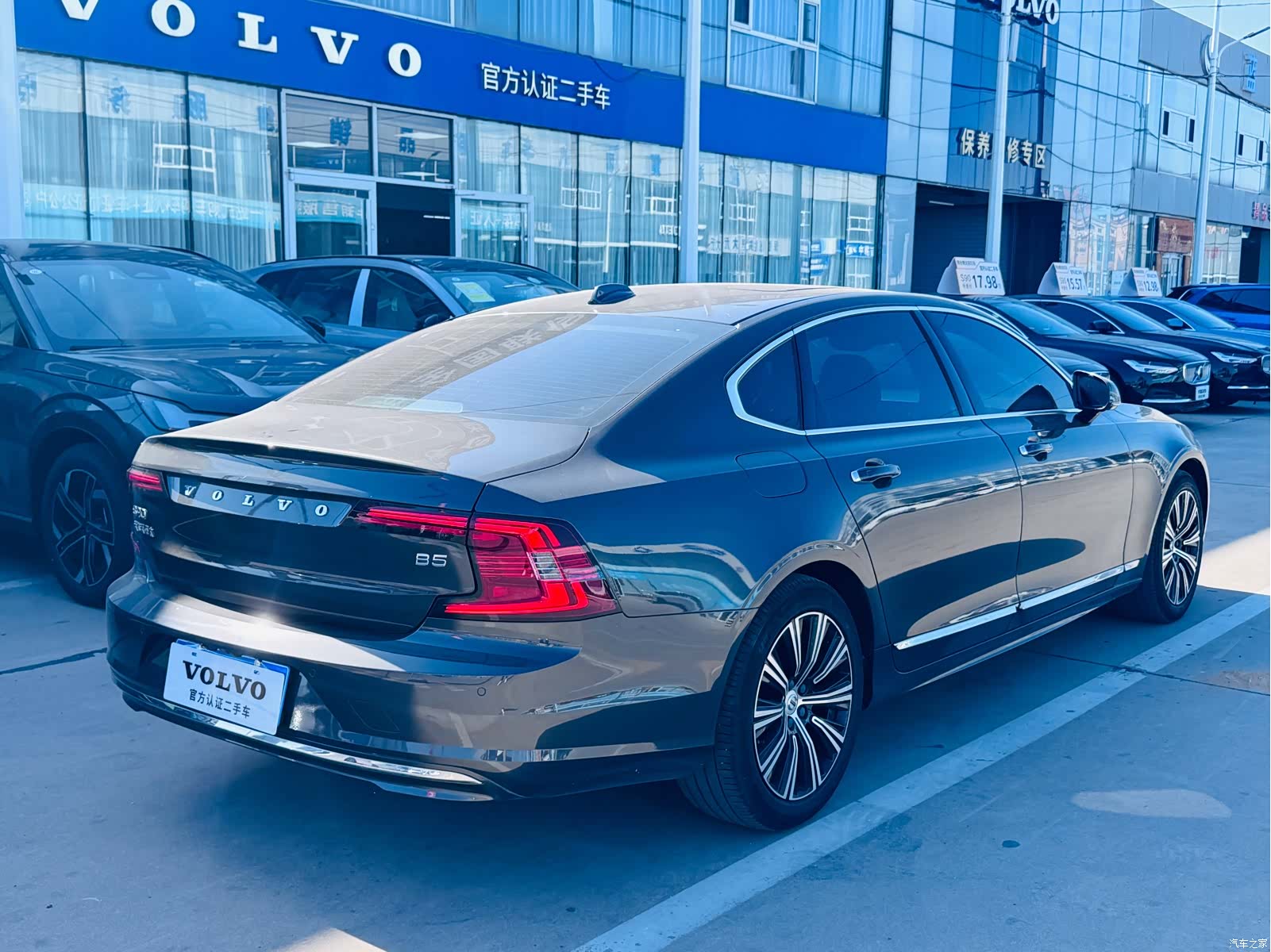 Volvo S90, 2021 все фото