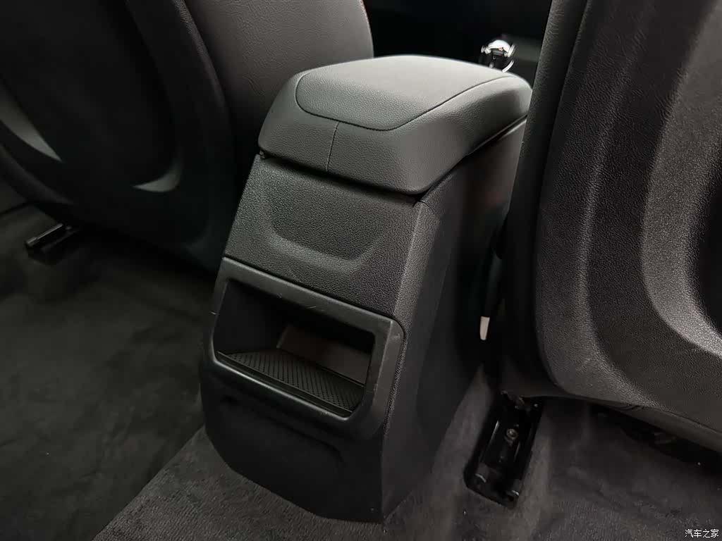 BMW 2 Series, 2024 25