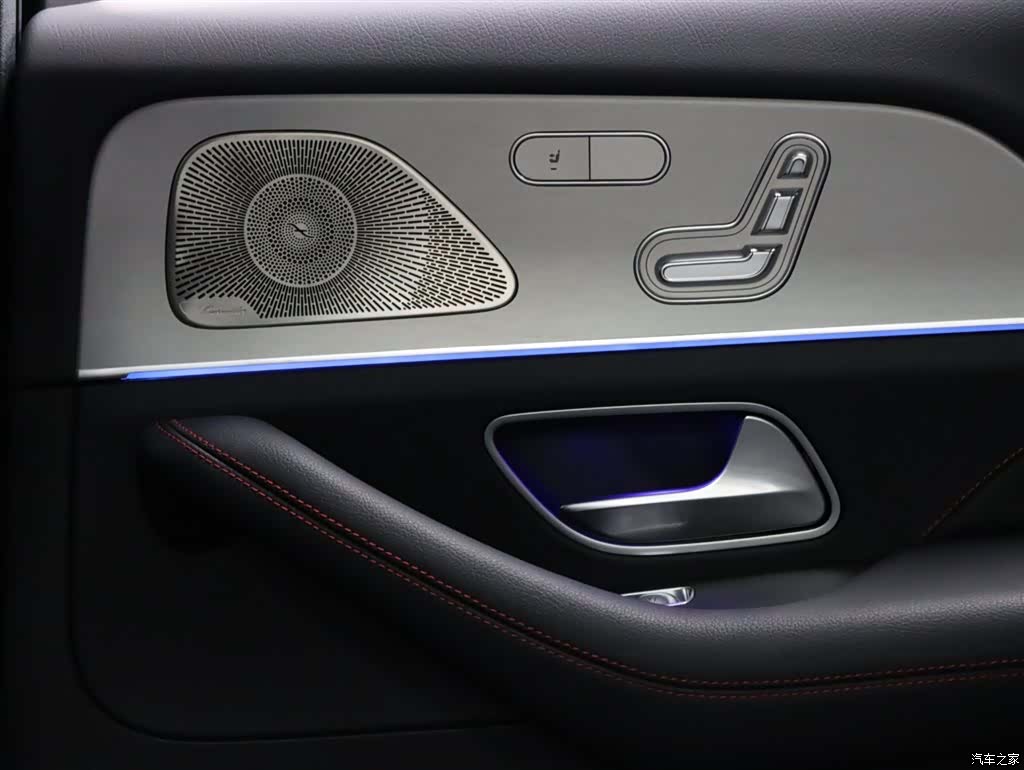 Mercedes-Benz GLE, 2024 24