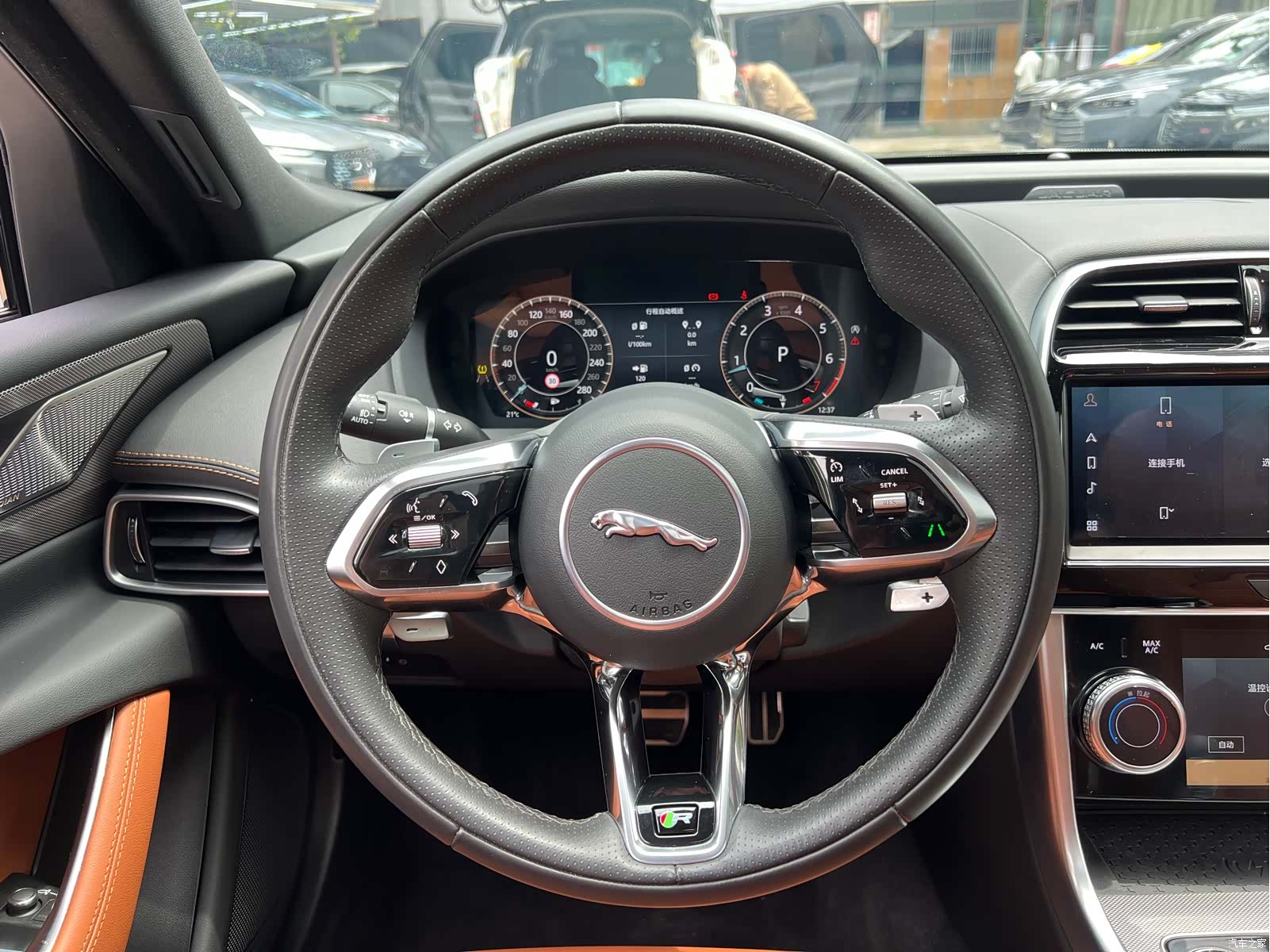Land Rover XEL, 2024 14