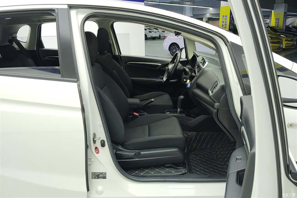 Honda Fit, 2017 8