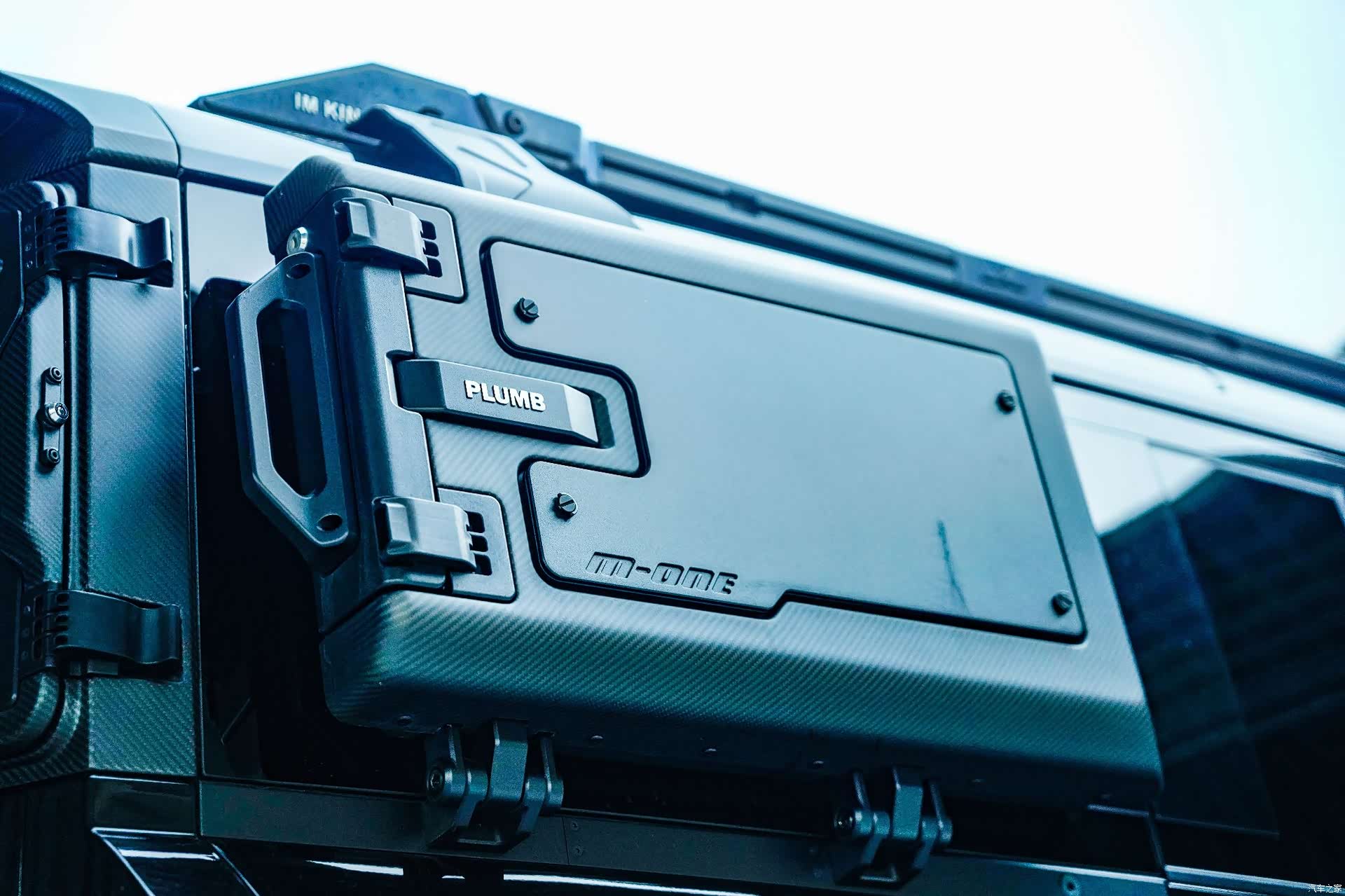 Land Rover Defender, 2023 11