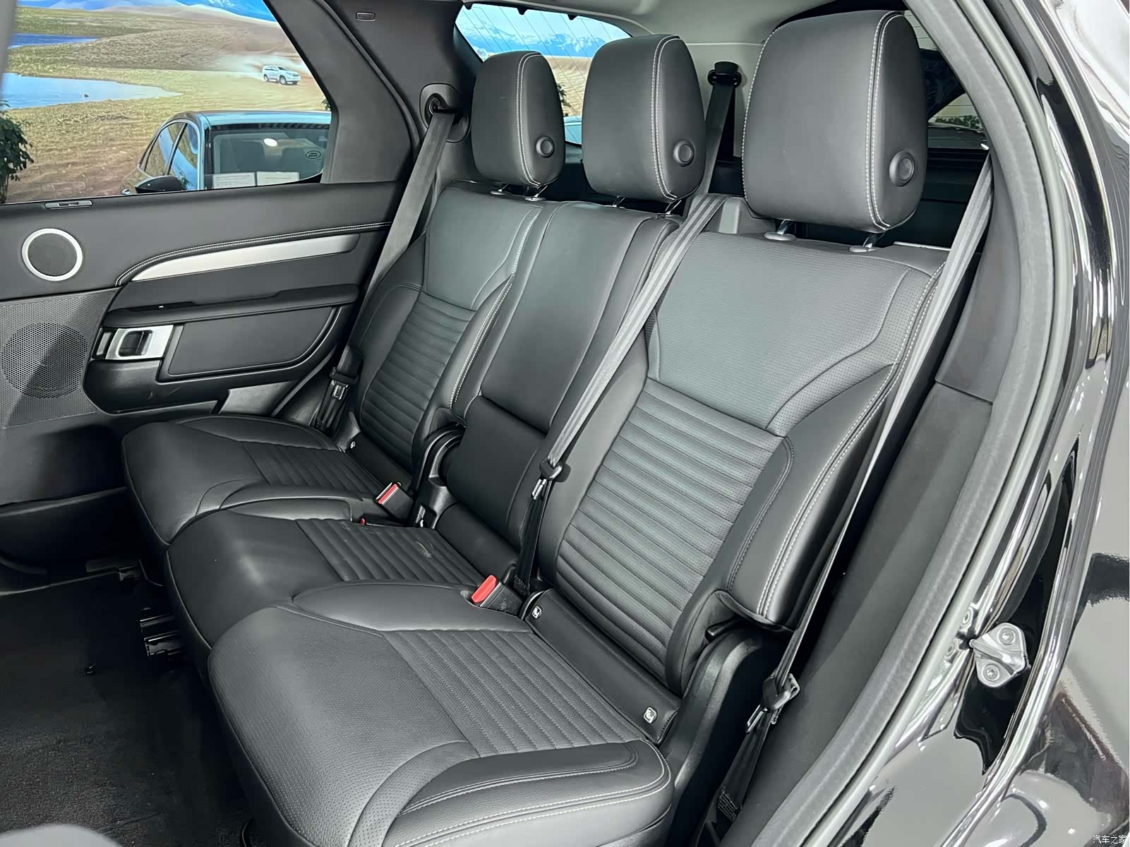 Land Rover Discovery, 2023 11