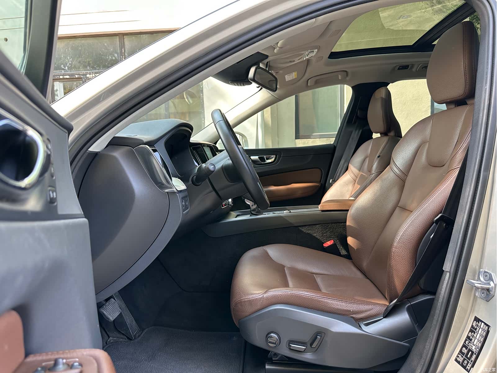 Volvo XC60, 2018 9