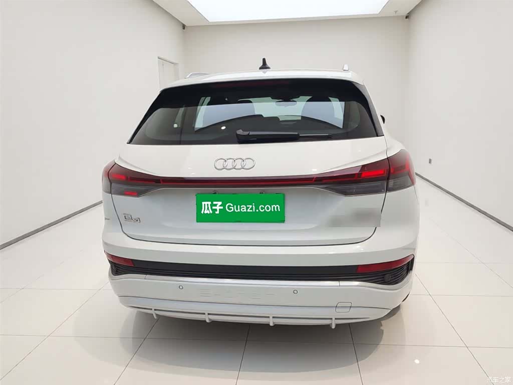 Audi Q4 e-tron, 2024 6