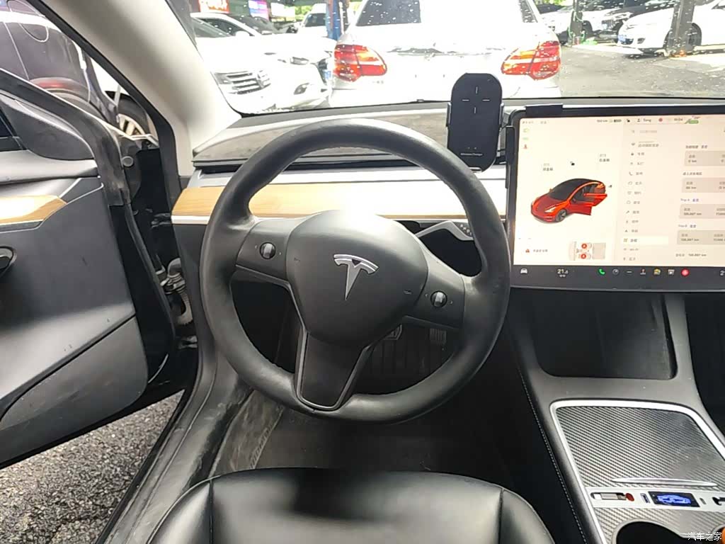 Tesla Model 3, 2022 11