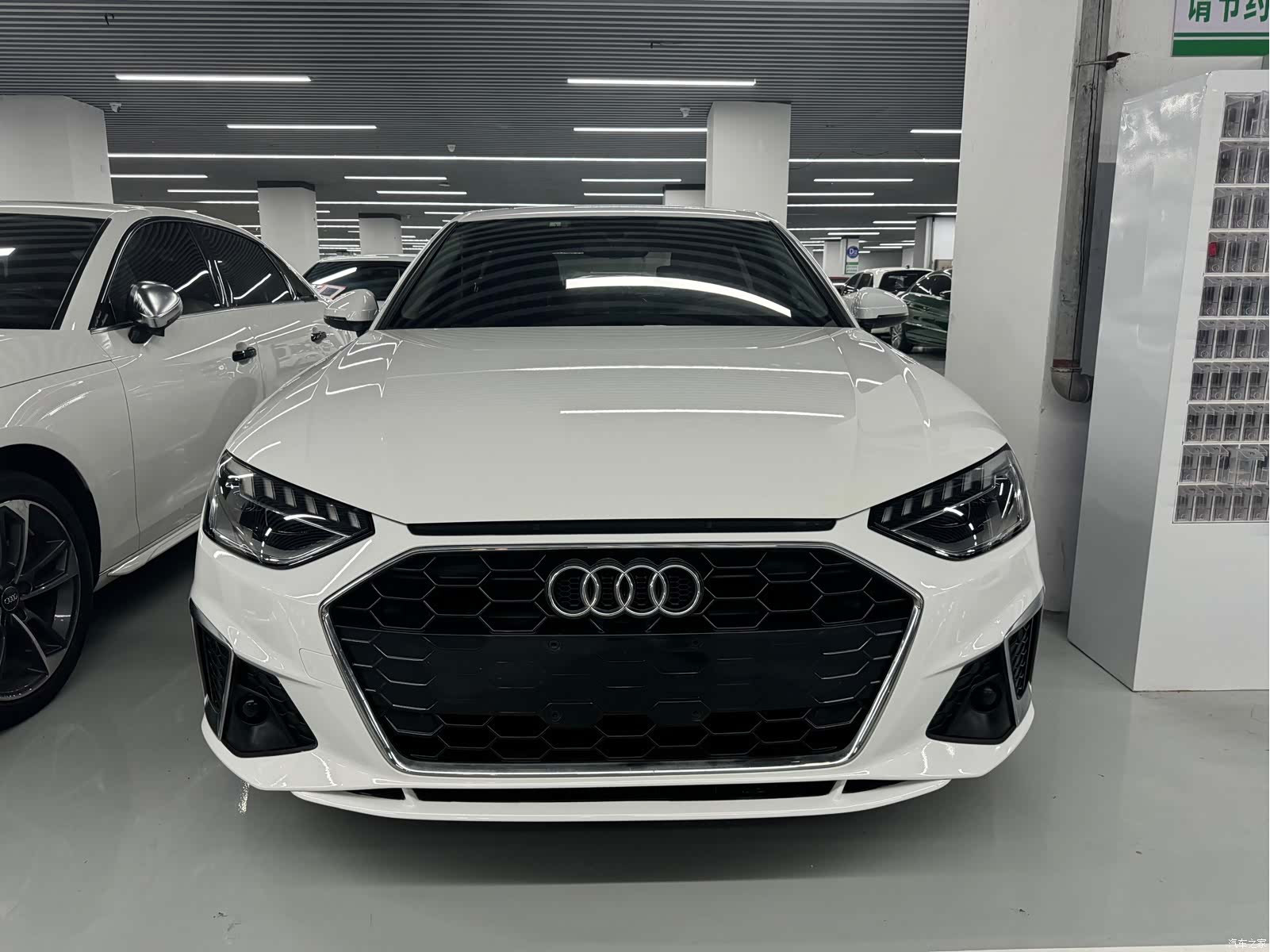 Audi A4L, 2021 2